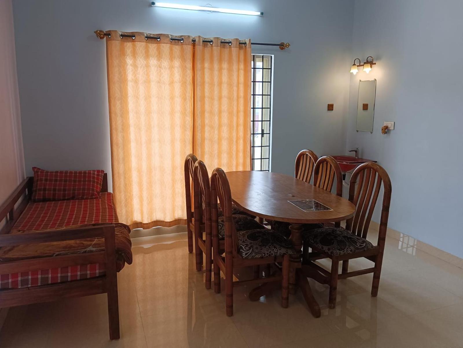 Venissa Serviceapartment Chikmagalūr المظهر الخارجي الصورة